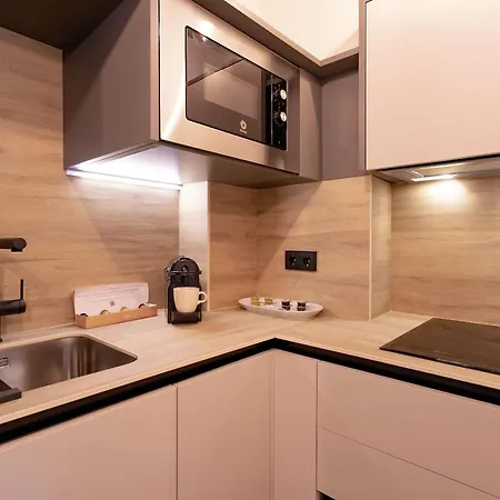 Genteel Home San Francisco Suites Siviglia Esterno foto